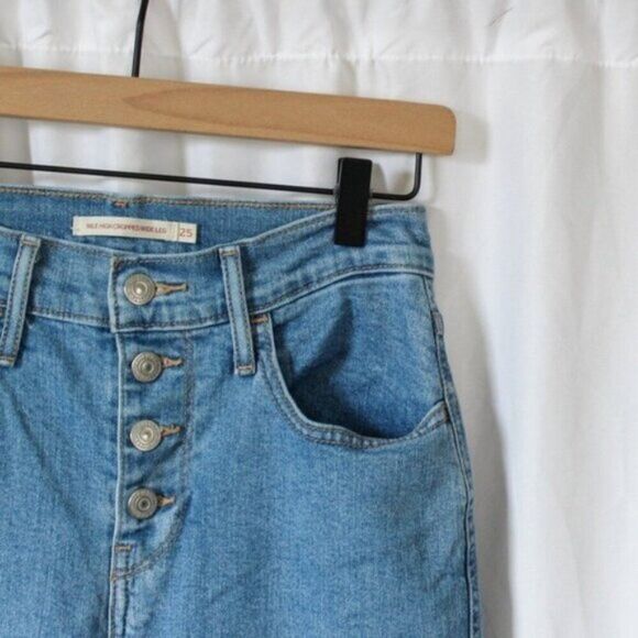 NWOT Levi’s Mile High Crop Wide Leg Jeans in Light Wash 25 - Picture 5 of 8